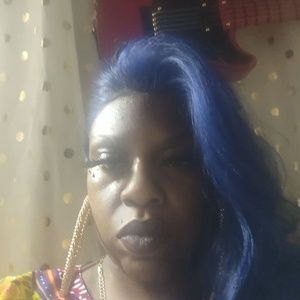 Meet your Posher, Wakisha